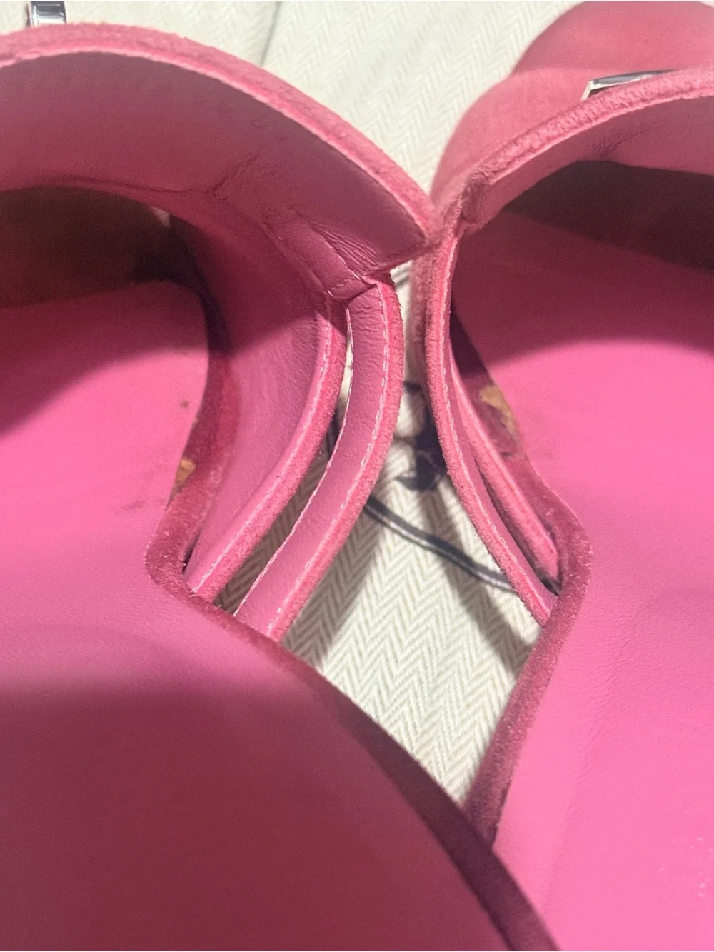Hermès Sandals – Rose Suede with Palladium Kelly Hardware